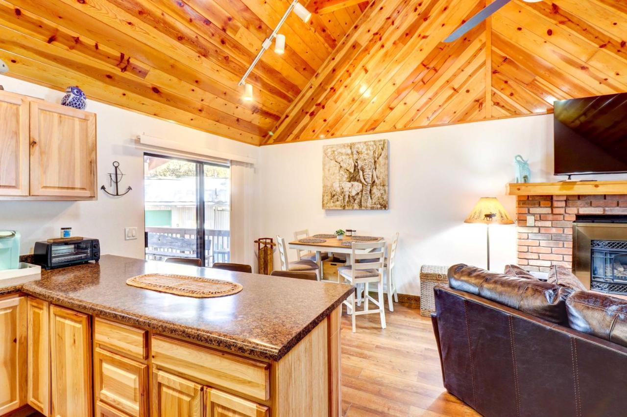 Lakeside Cabin Rental With Hot Tub - Close To Hiking Pinetop-Lakeside Luaran gambar